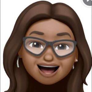 Nurse by day, Posher by night. New to Poshmark.